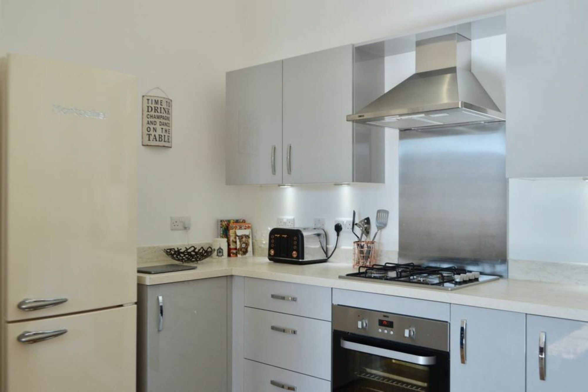 2 Bedroom Apartment In Pilton Edinburgh Luaran gambar